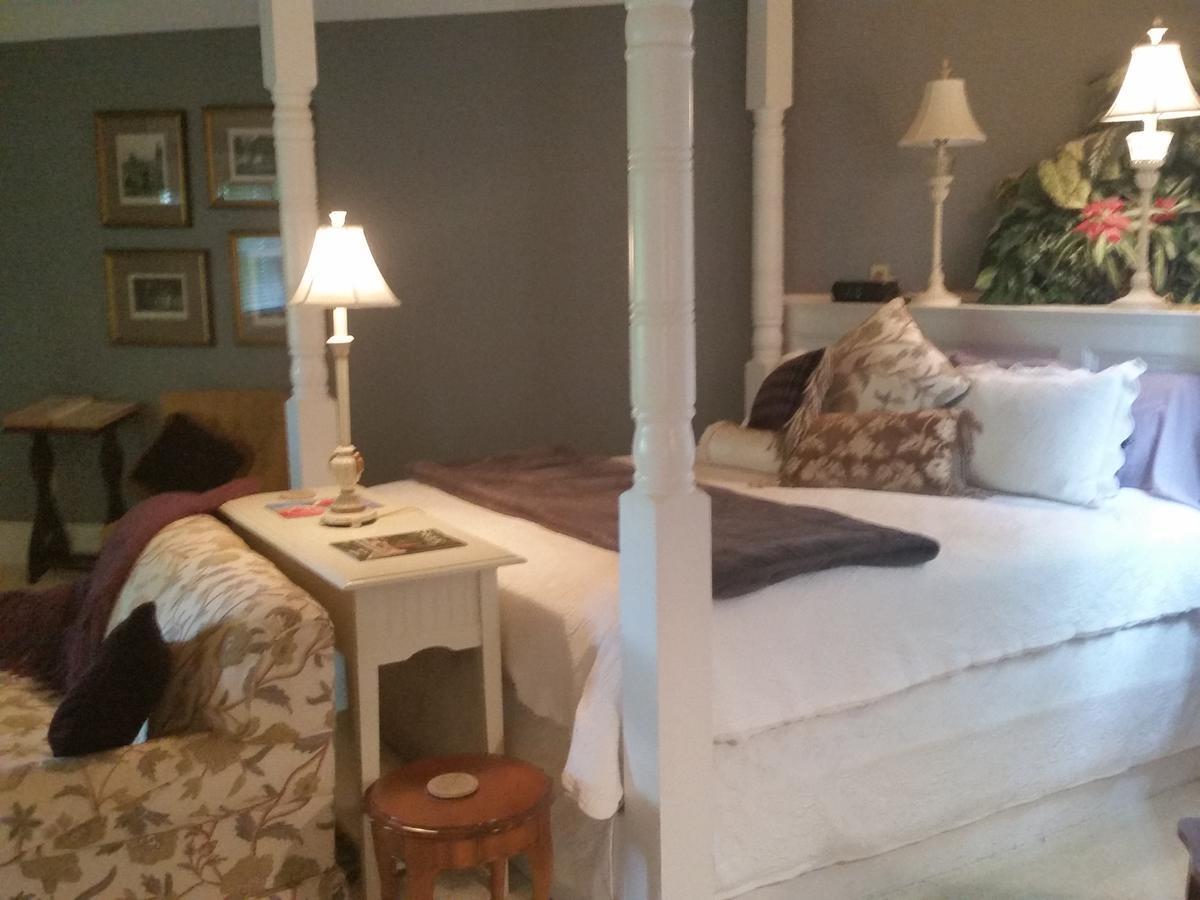 Spahn House Bed And Breakfast 세나토비아 외부 사진