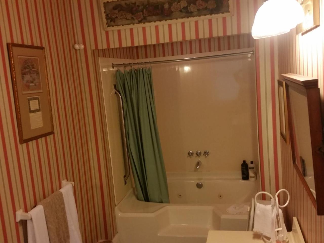 Spahn House Bed And Breakfast 세나토비아 외부 사진